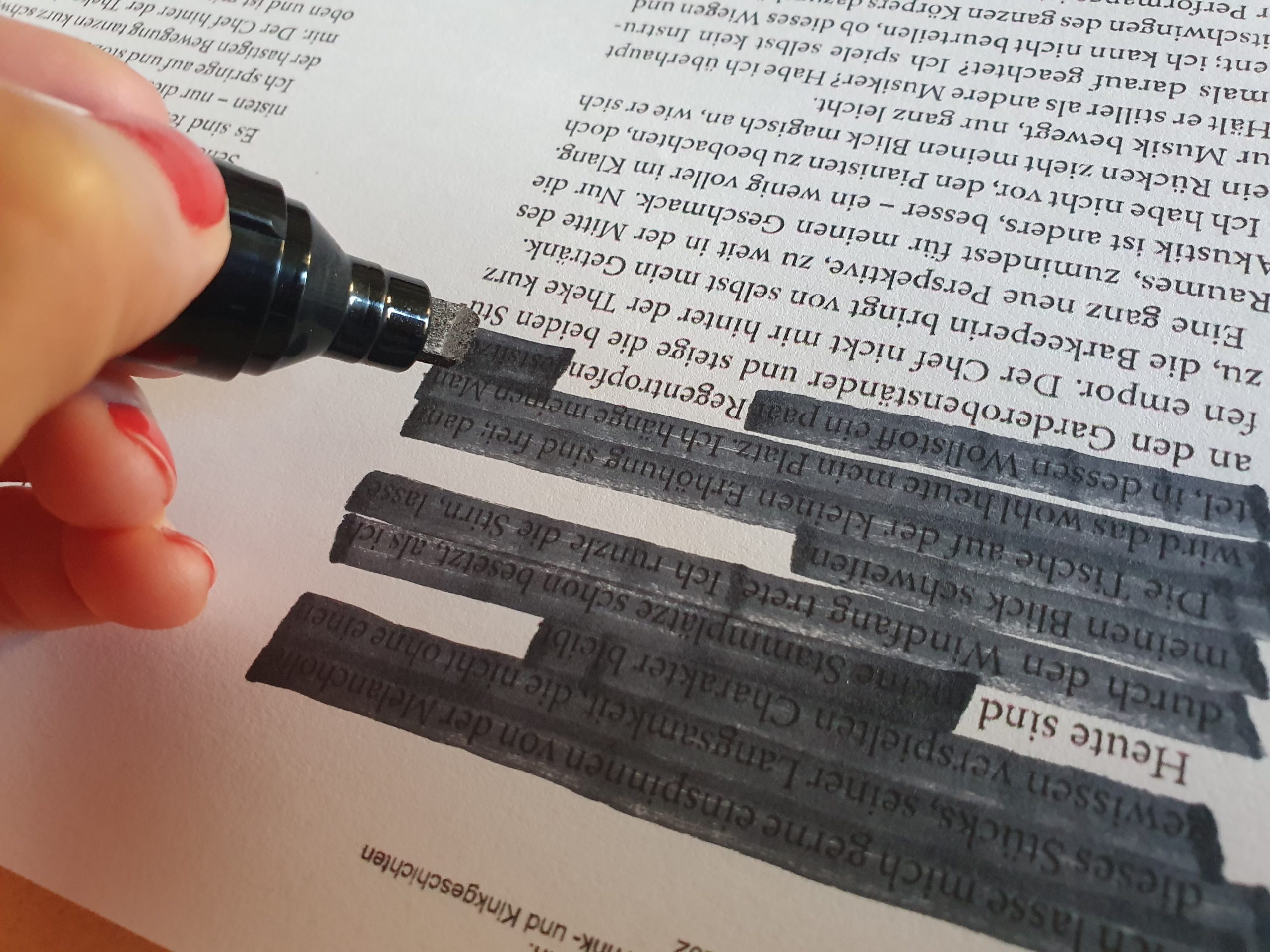 Ein ganzer Strauß Blackout Poetry: Wrap-up meiner Blogparade